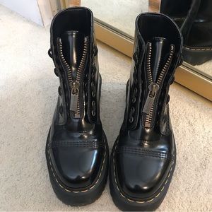 Vegan Platform Dr. Martens Boots